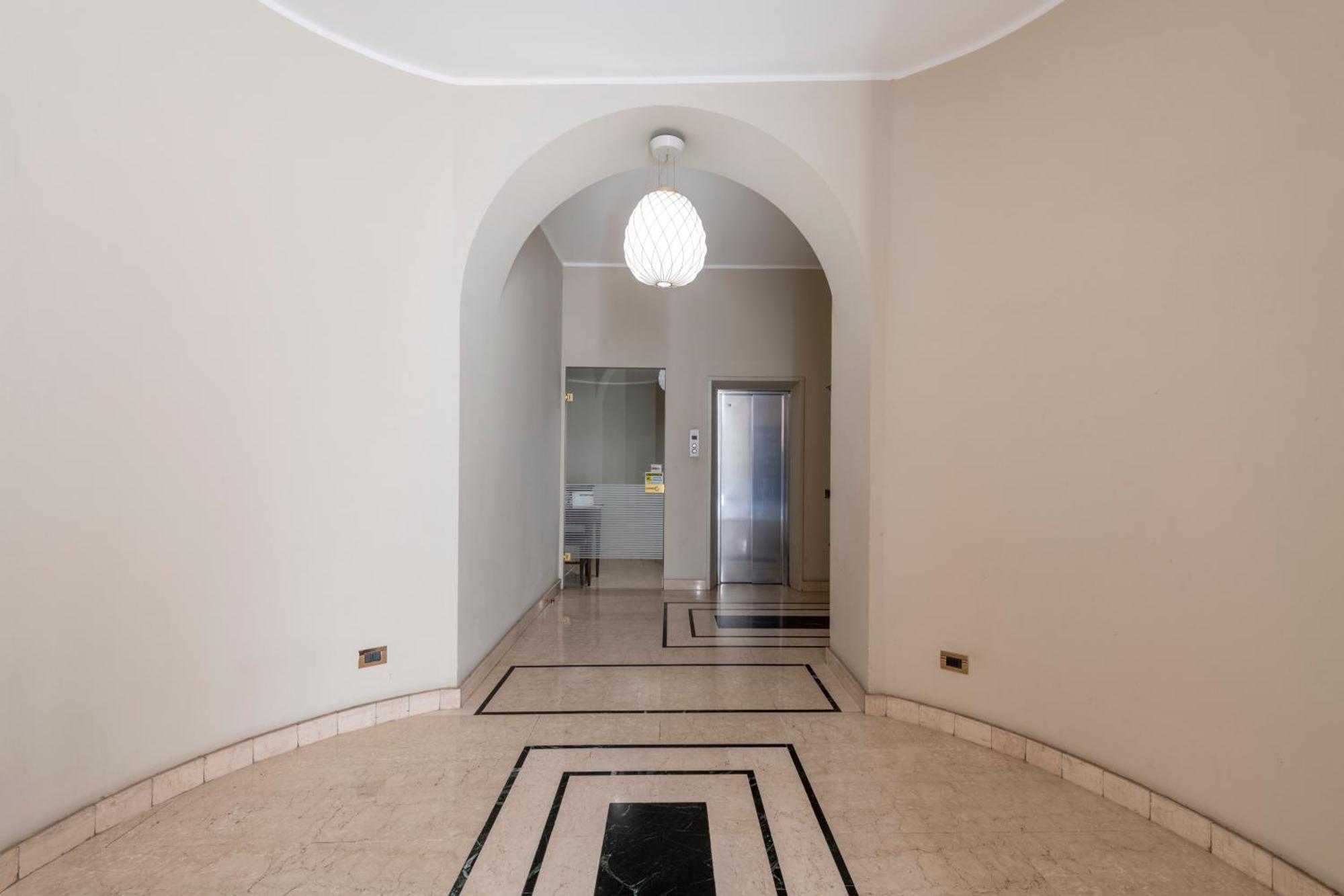 San Babila Luxury Suite - 7Sundays Milan Bagian luar foto